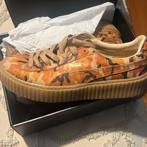 Limited Edition Fenty Puma creepers with box and puma travel bag .